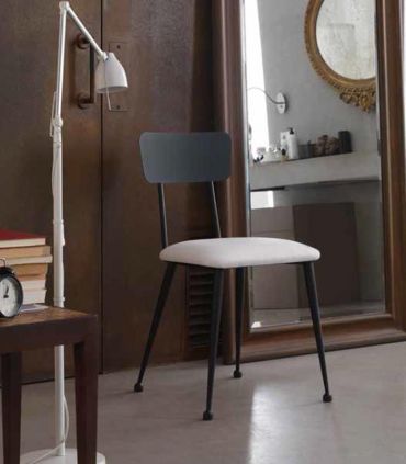 Chaise en fer rembourrée LANUZA