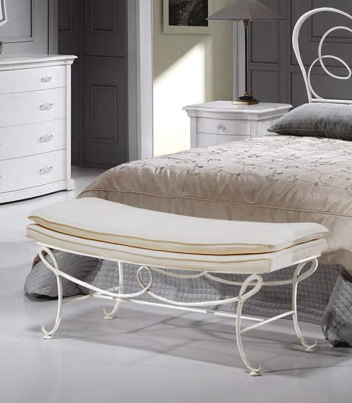Banqueta descalzadora de forja modelo DANA