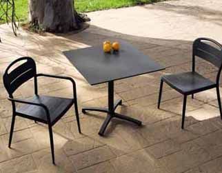 Chaises et fauteuils en aluminium pour l’extérieur